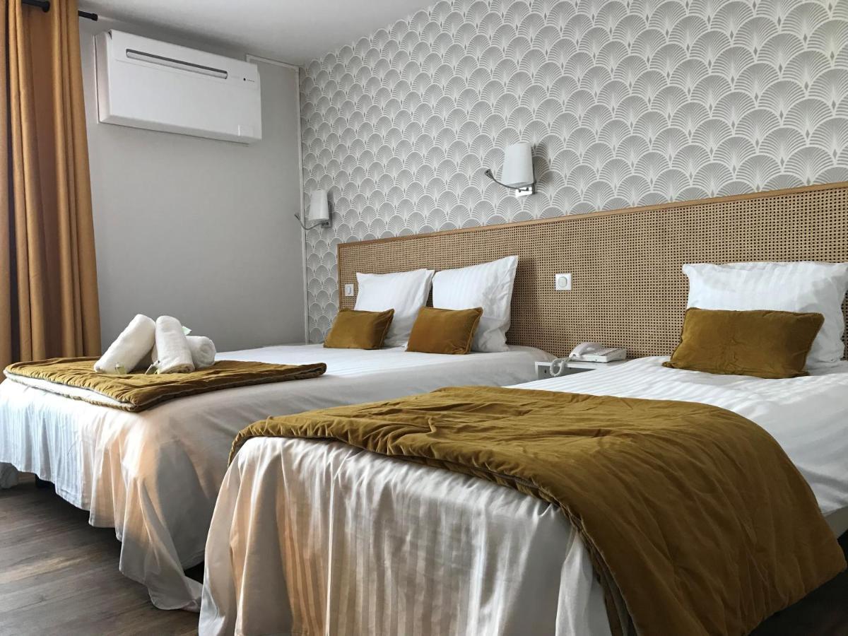 Hotel Le Glacier ヴィルヌーヴ・シュル・ロット エクステリア 写真